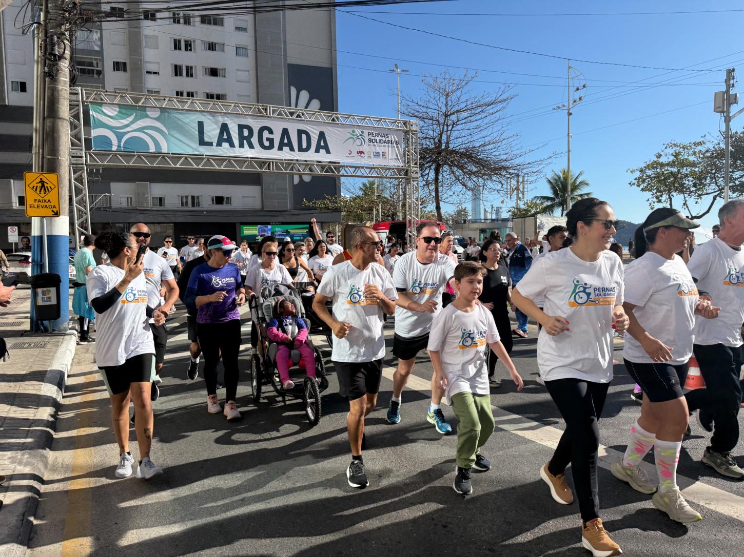 2ª edição do BC + Inclusa na Educação reúne participantes e voluntários em corrida pela inclusão 
