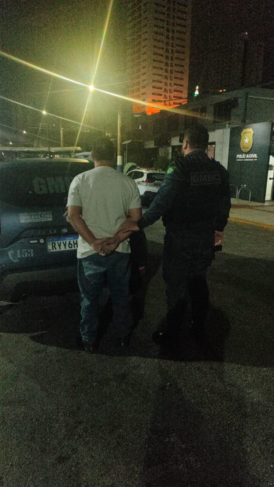 Após agredir ex-esposa, homem é preso pela Guarda Municipal de Balneário Camboriú