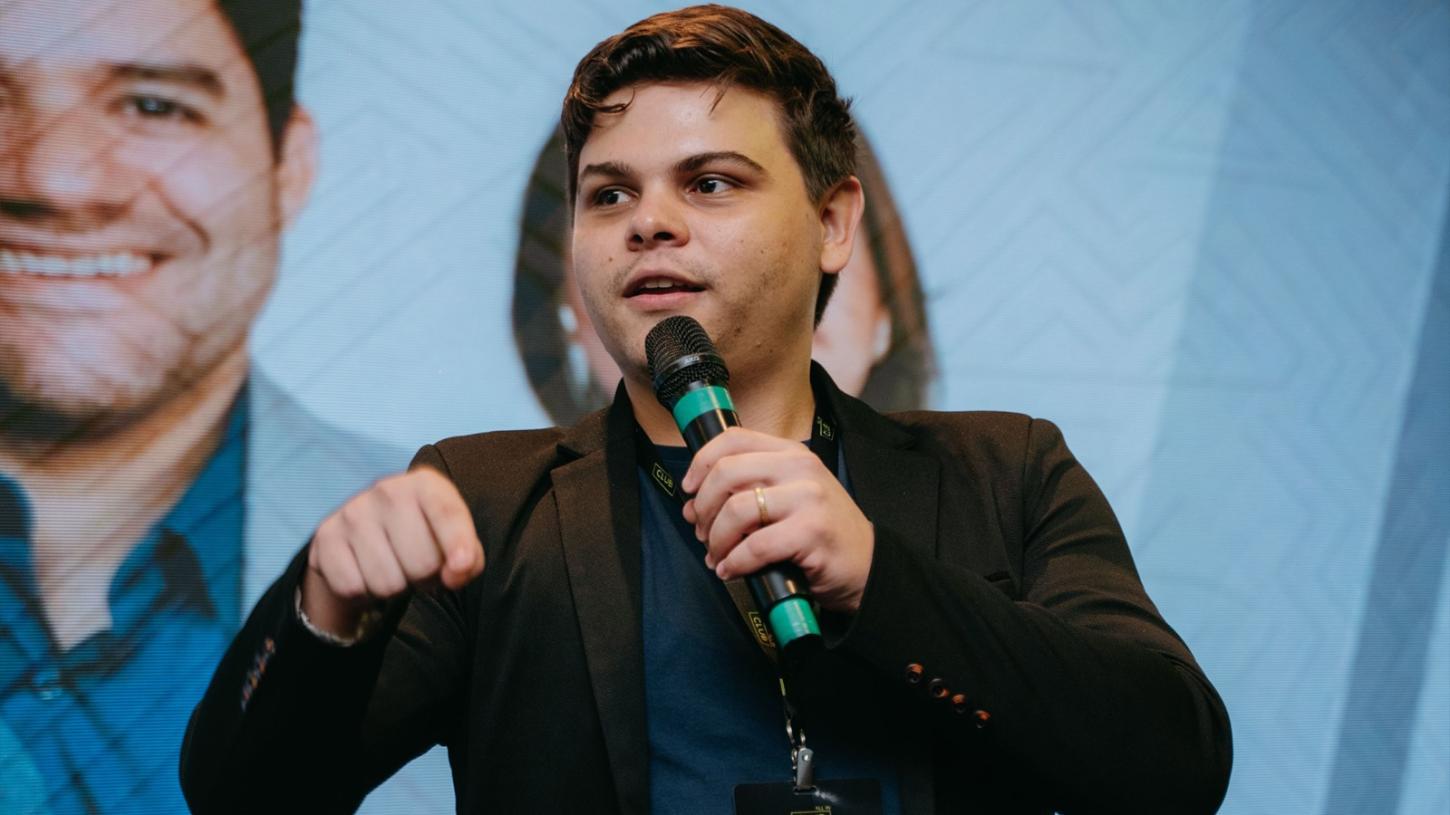 Apresentações de alto nível podem fortalecer autoridade e influenciar vendas, aponta especialista