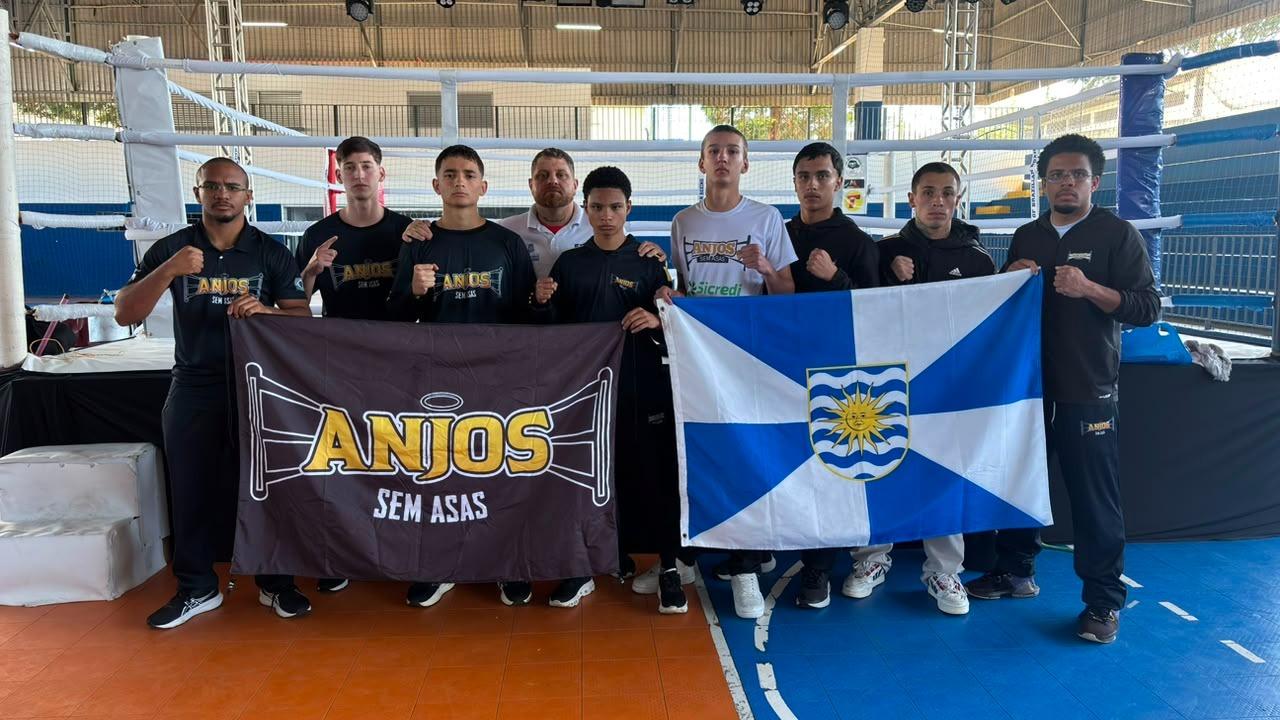 Atletas do projeto Anjos Sem Asas conquistam seis vitórias no Future Of Brazilian Boxing, no Paraná