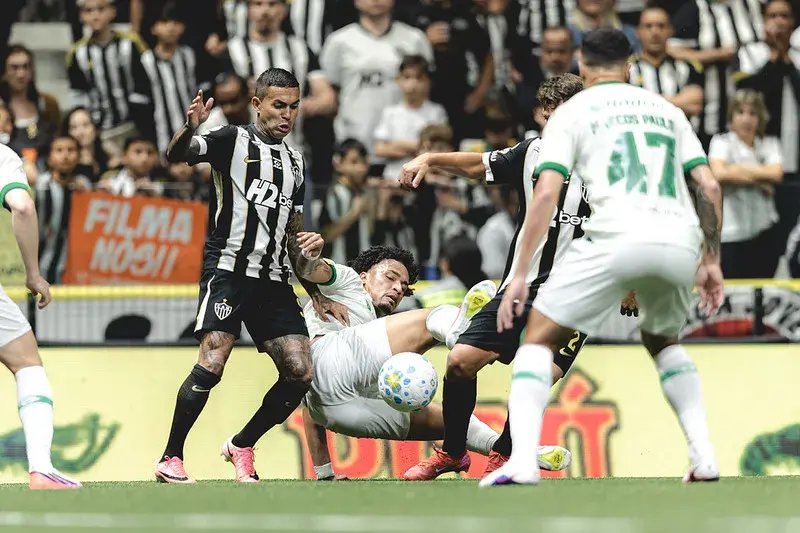 Atlético Mineiro esbarra em rival empata sem abertura no placar com o Juventude e vai decidir no Sul