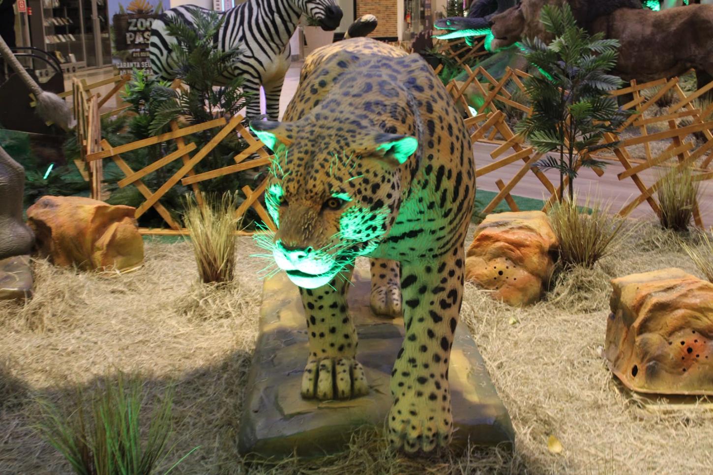 Balneário Shopping recebe exposição gratuita com animais animatrônicos em tamanho real