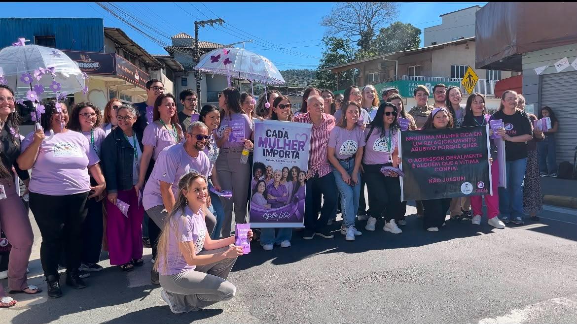Camboriú realiza Blitz do Agosto Lilás no bairro Monte Alegre