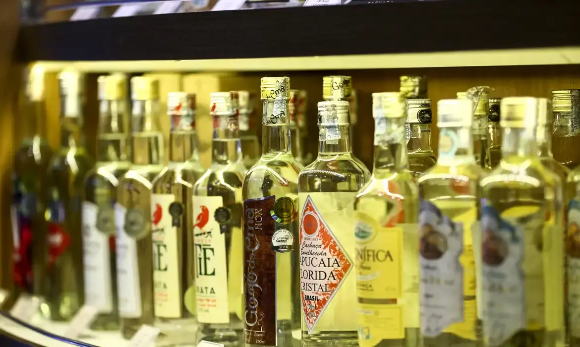 Cresce o número de estabelecimentos na cadeia produtiva da cachaça