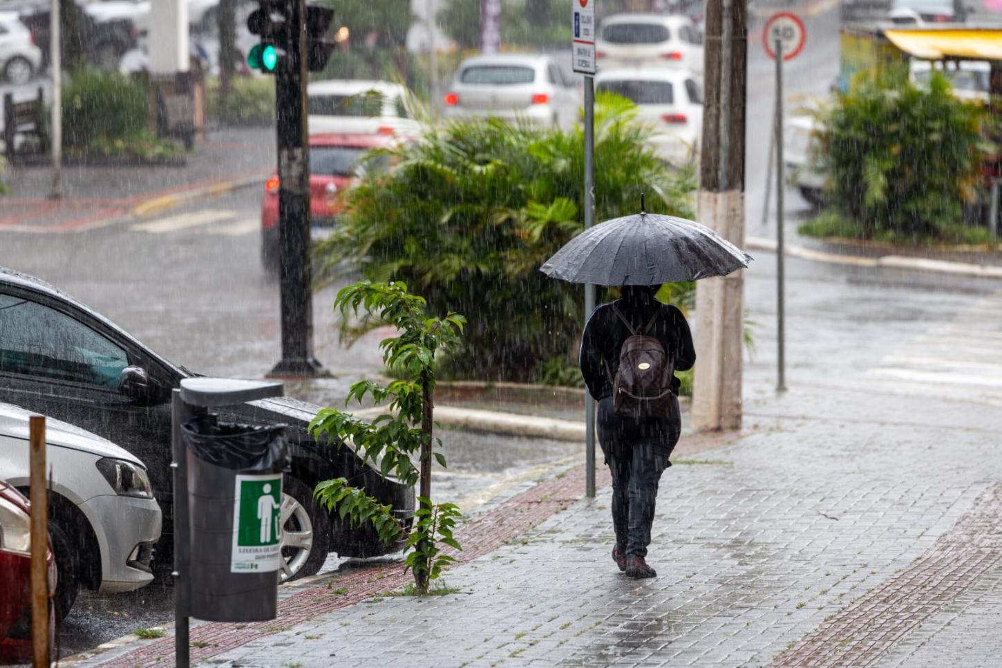 Empresários de Itajaí se reúnem para debater os impactos do El Niño e ações de prevenção