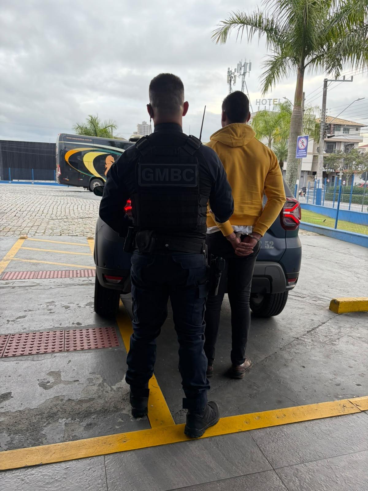 Guarda Municipal cumpre mandado de prisão por inúmeros crimes