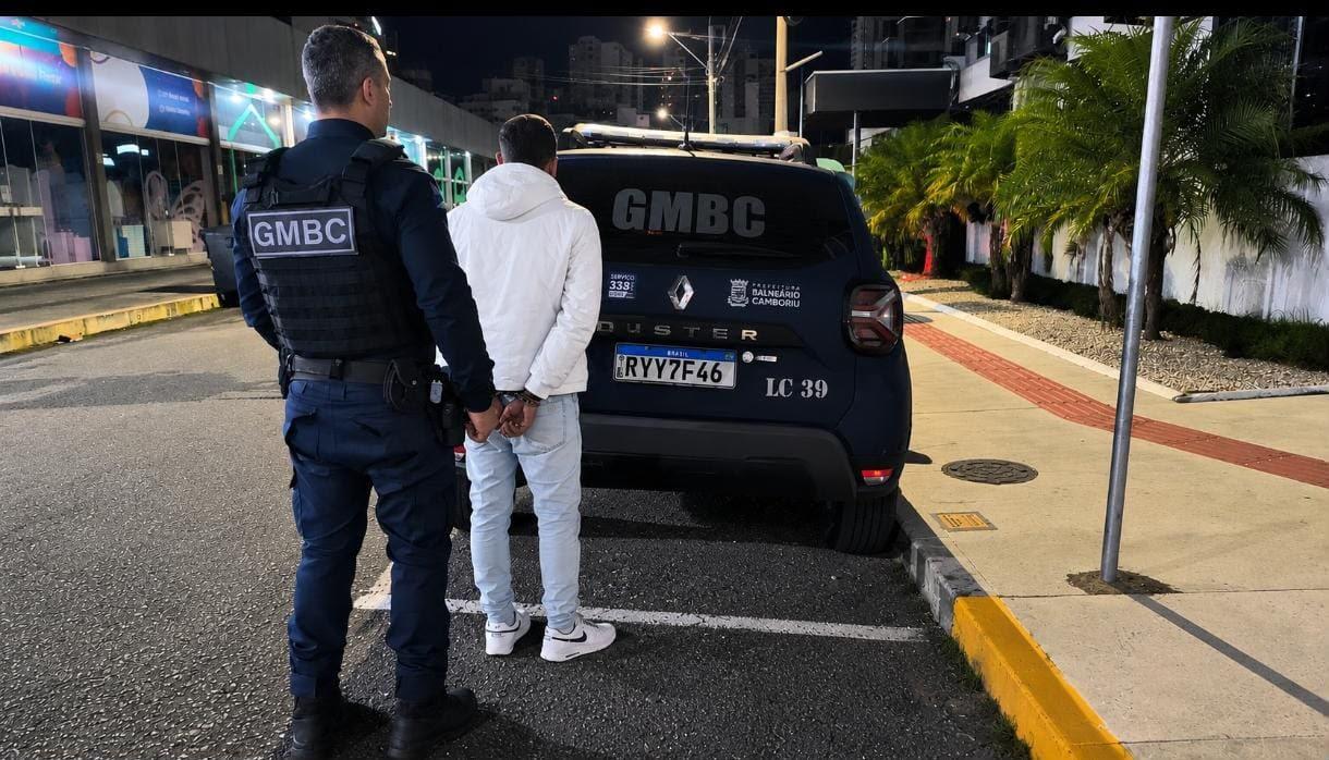 Guarda Municipal prende homem por violência doméstica 