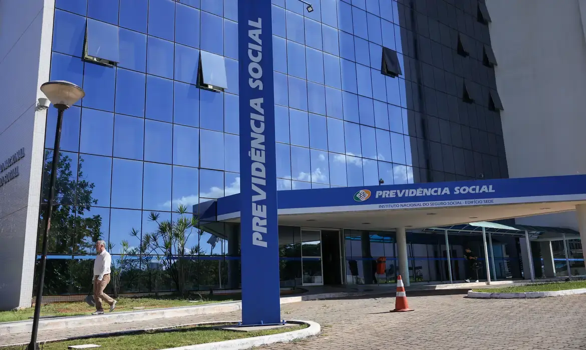 INSS libera consignado sem biometria facial para aposentados
