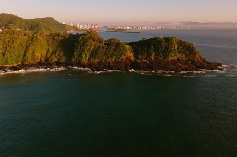 Itajaí realiza oficina para construção dos planos de manejo da orla e do Canto do Morcego