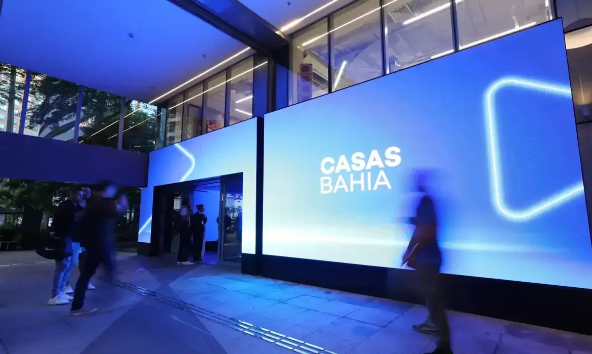 Justiça mantém suspensão de demissões em massa das Casas Bahia