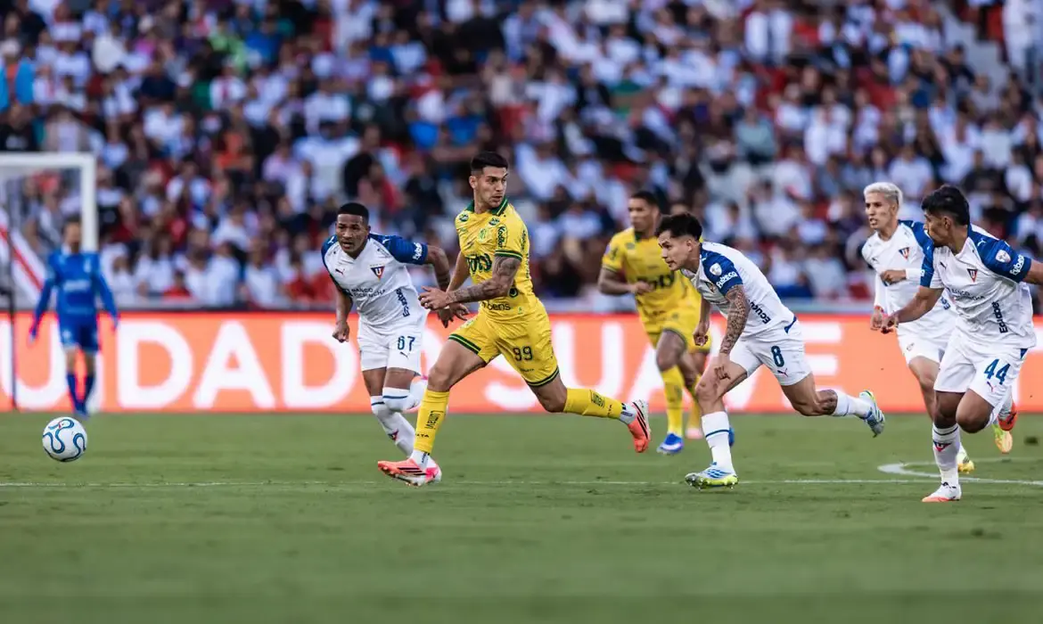 Libertadores: Mirassol cai nos pênaltis e LDU será rival do Palmeiras