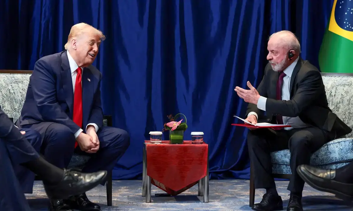 Lula liga para Trump e diz que alegações para tarifaço são infundadas