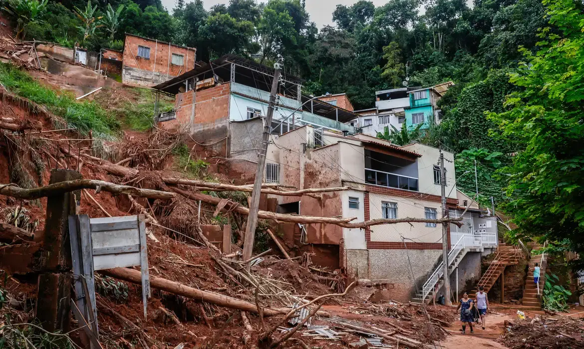 Manual traz nova classificação de riscos de desastres em áreas urbanas