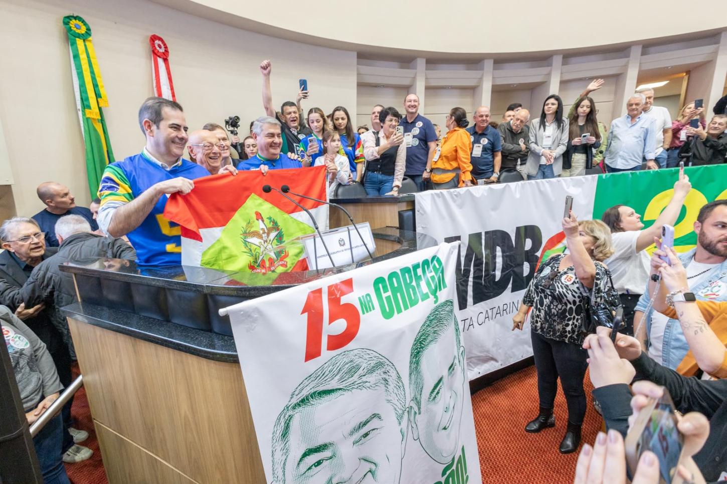 MDB-SC homologa em convenção estadual Chiodini como vice-governador, Lunelli ao Senado e oficializa aliança “Santa Catarina acima de tudo”