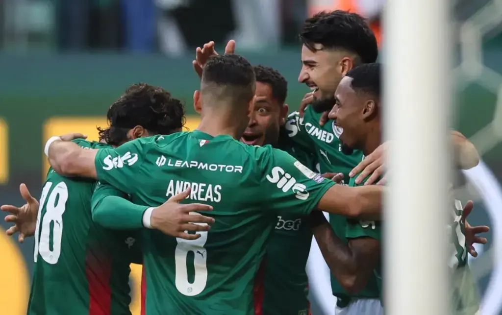 Palmeiras 4 x 1 Vasco: Verdão atropela e dispara de novo na liderança