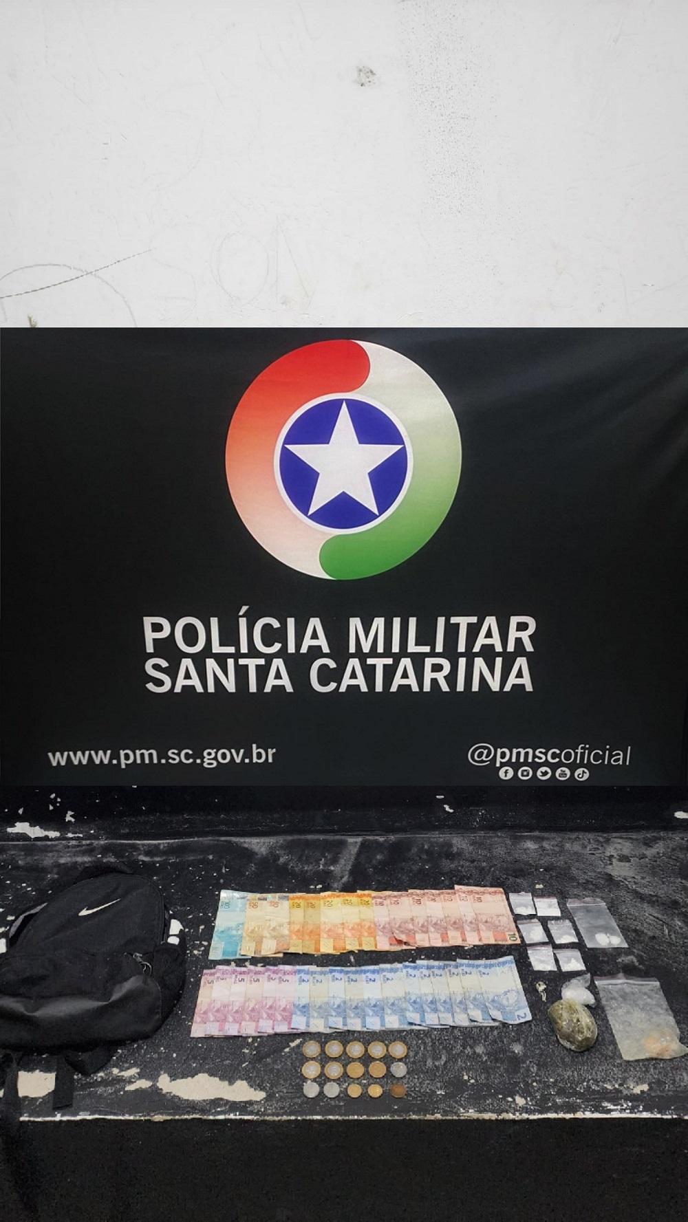 Polícia Militar prende homem de 22 anos por tráfico de drogas