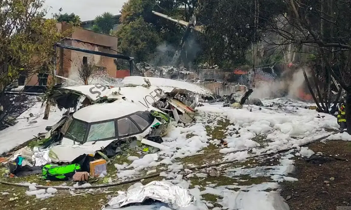 Polícia Federal indicia 16 pessoas por queda de avião da Voepass