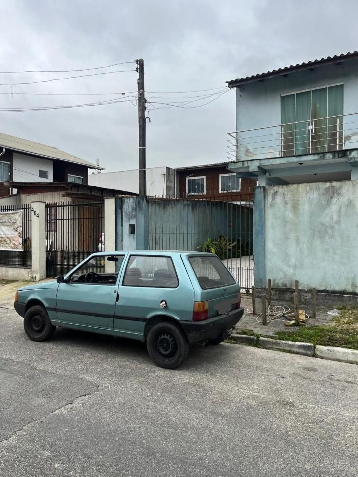 Polícia Militar recupera veículo furtado e prende dois homens por receptação
