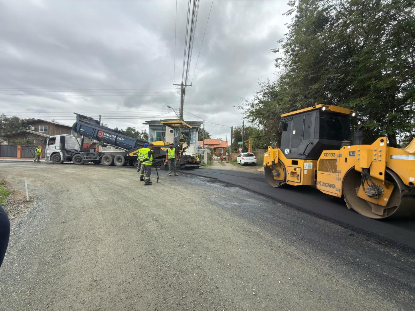 Pavimentação asfáltica na Estrada Geral do Sertão do Trombudo