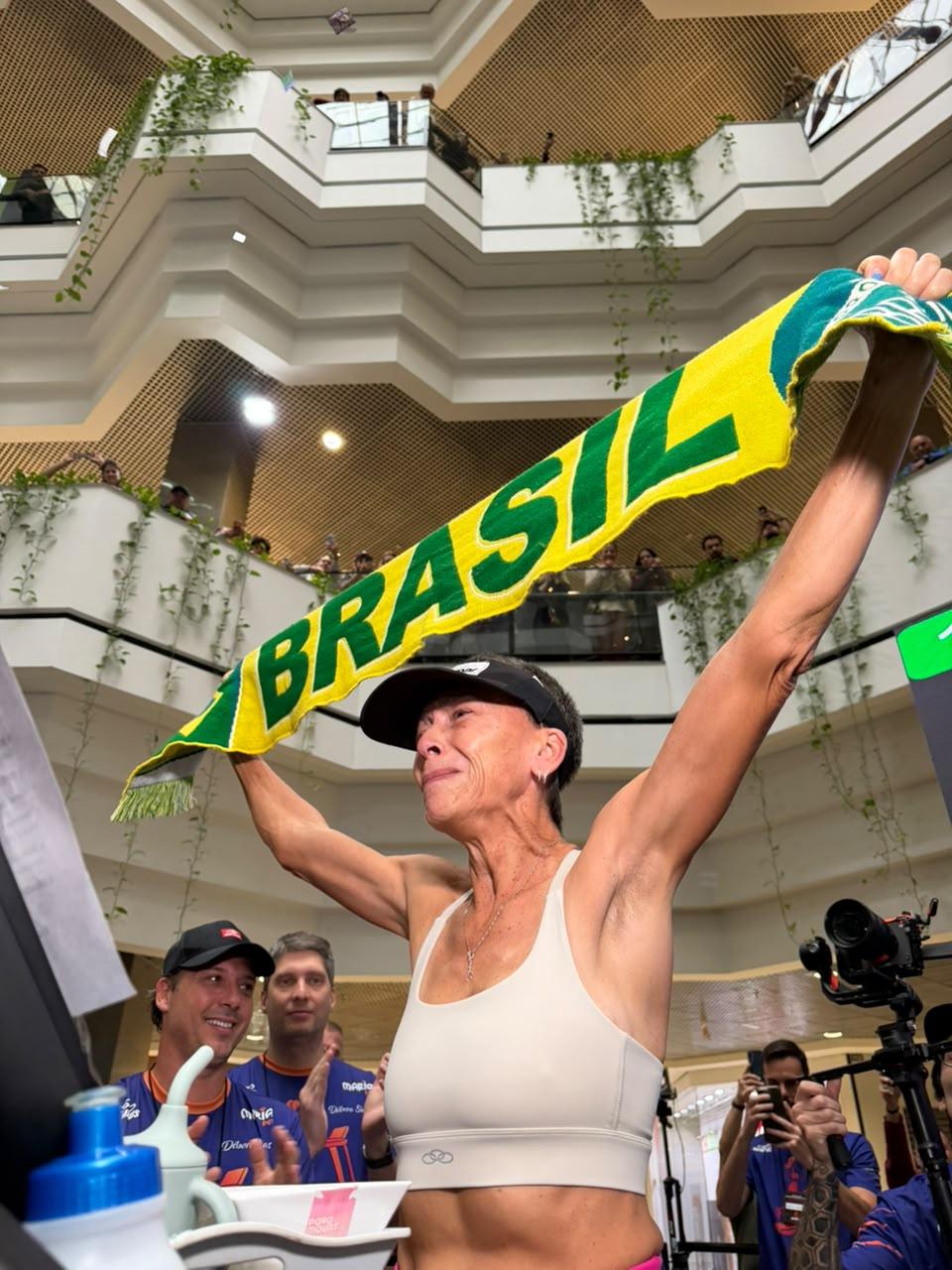 Recordista Débora Simas