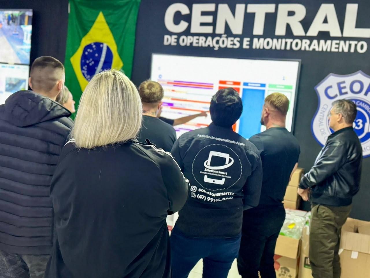 Prefeitura realiza reunião com comerciantes da Quinta Avenida para fortalecer mobilização comunitária pela segurança