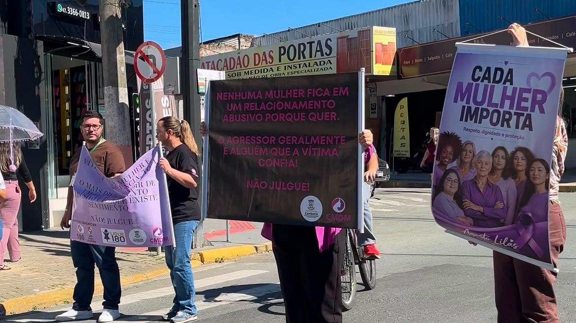 “Camboriú por elas!”