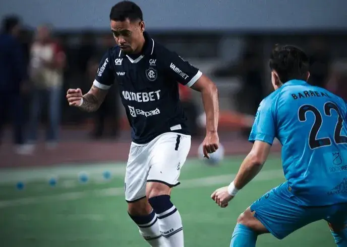 Remo Santos Copa do BrasilLeão e Peixe duelaram por lugar nas quartas (Foto: Samara Miranda – Remo)