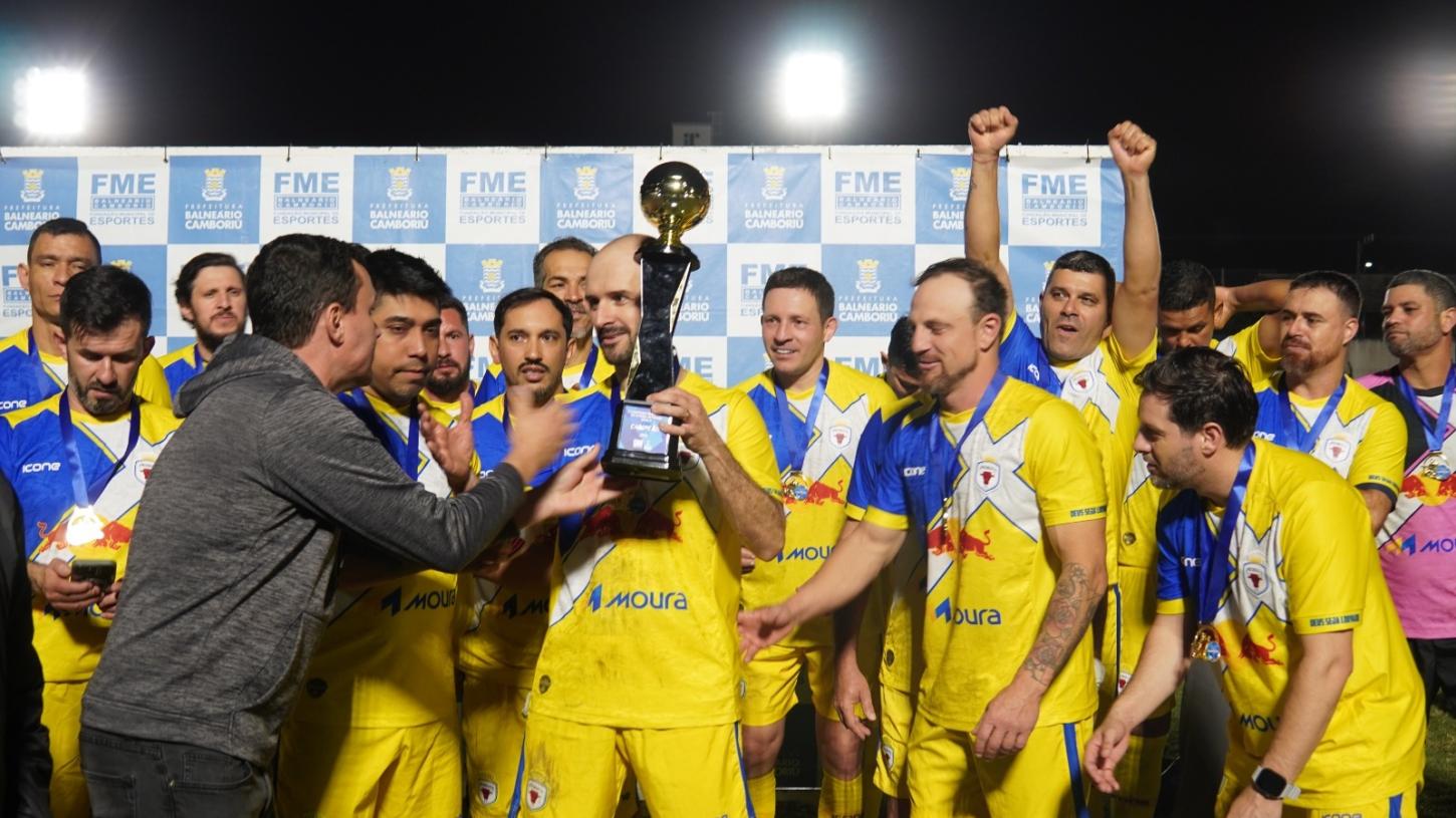 Redbull BC se consagra campeão do Campeonato de Futebol Veterano Série B