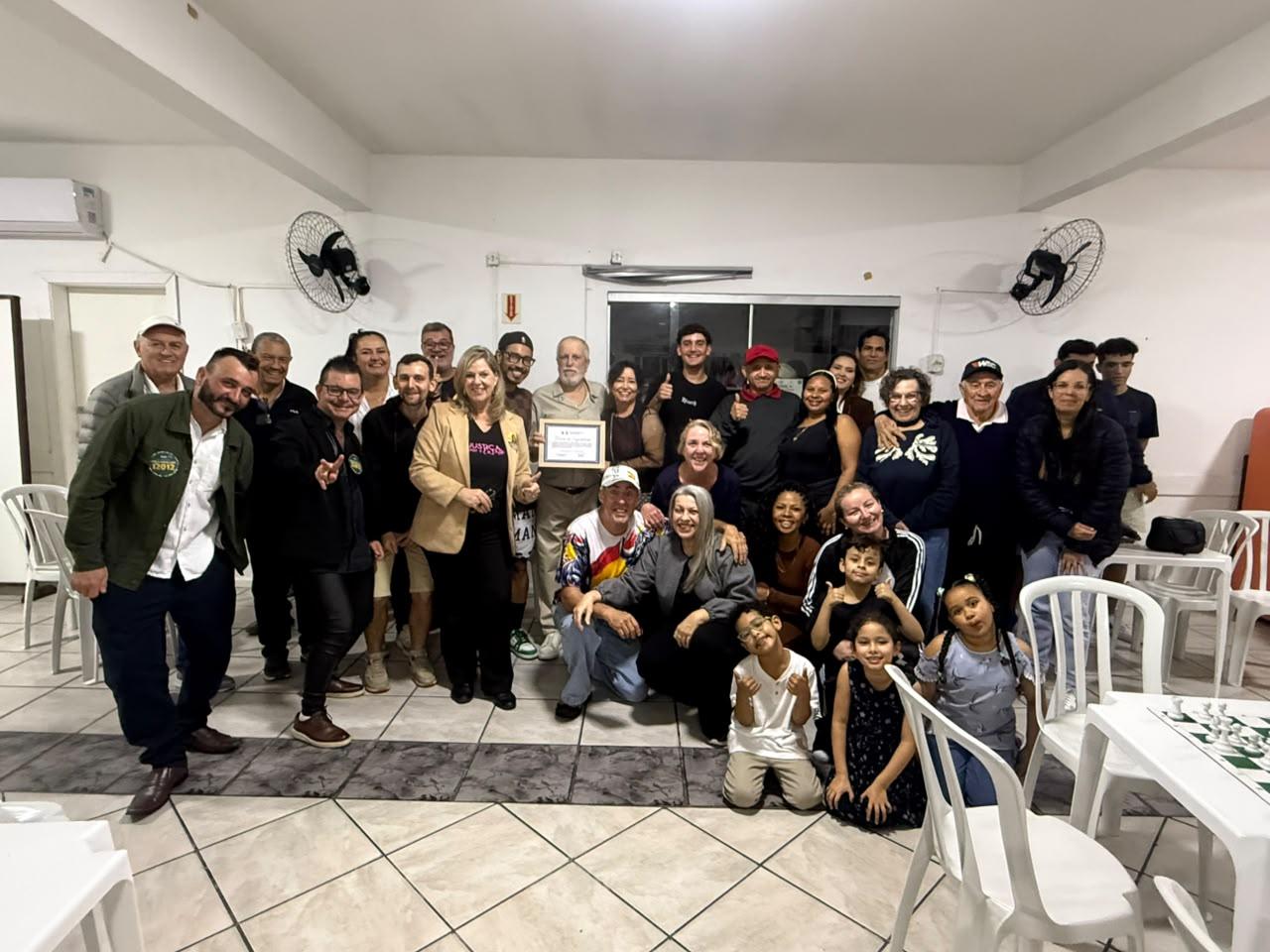 AsaprevBC recebe homenagem pelos 40 anos de atuação em Balneário Camboriú