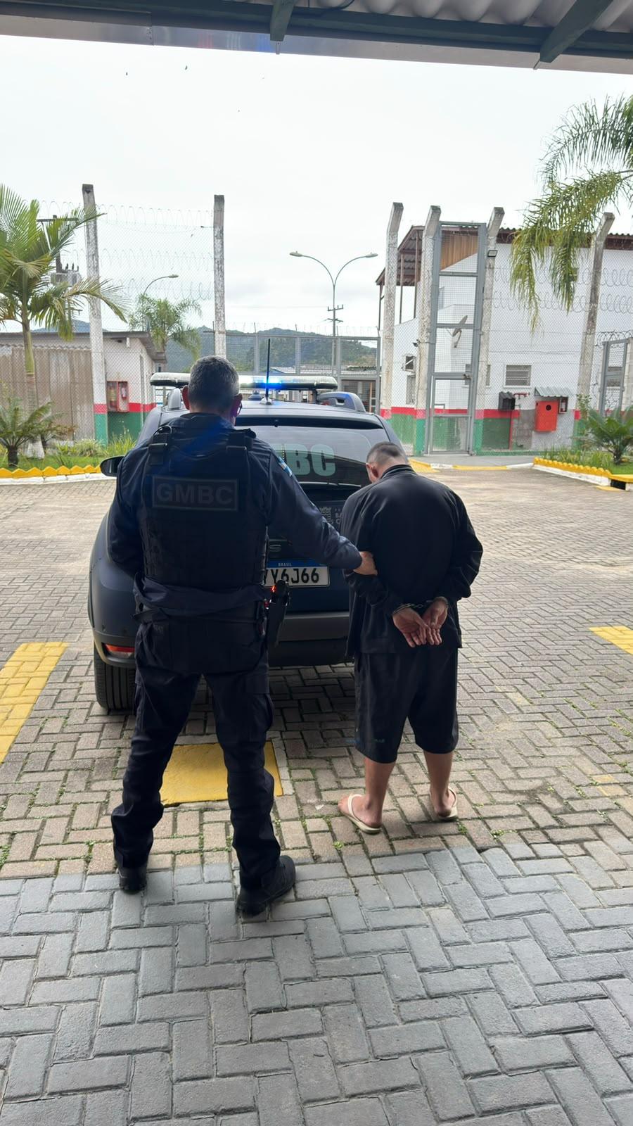Foragido da prisão é preso pela Guarda Municipal de Balneário Camboriú 