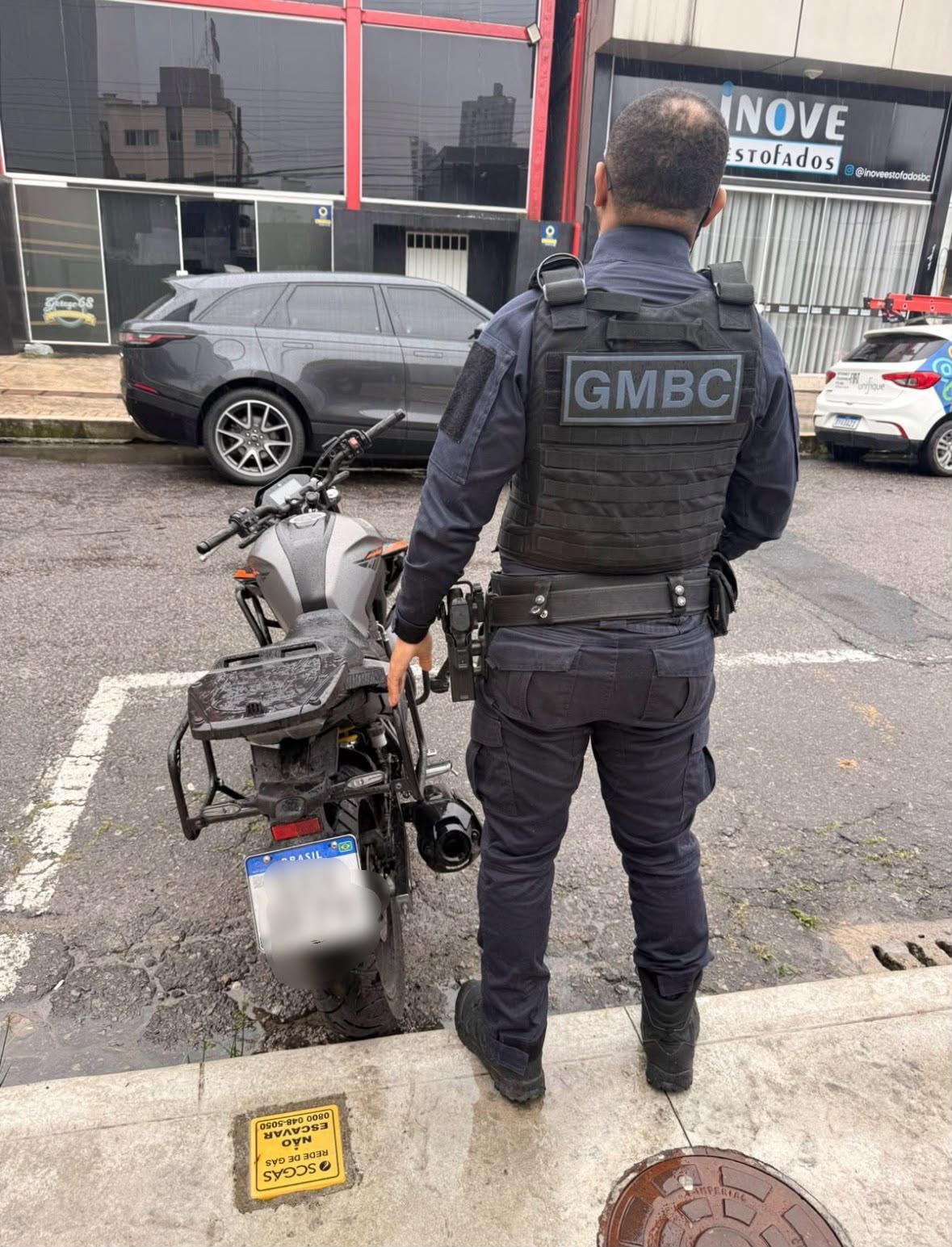 Guarda Municipal de Balneário Camboriú recupera motocicleta furtada em menos de 24h