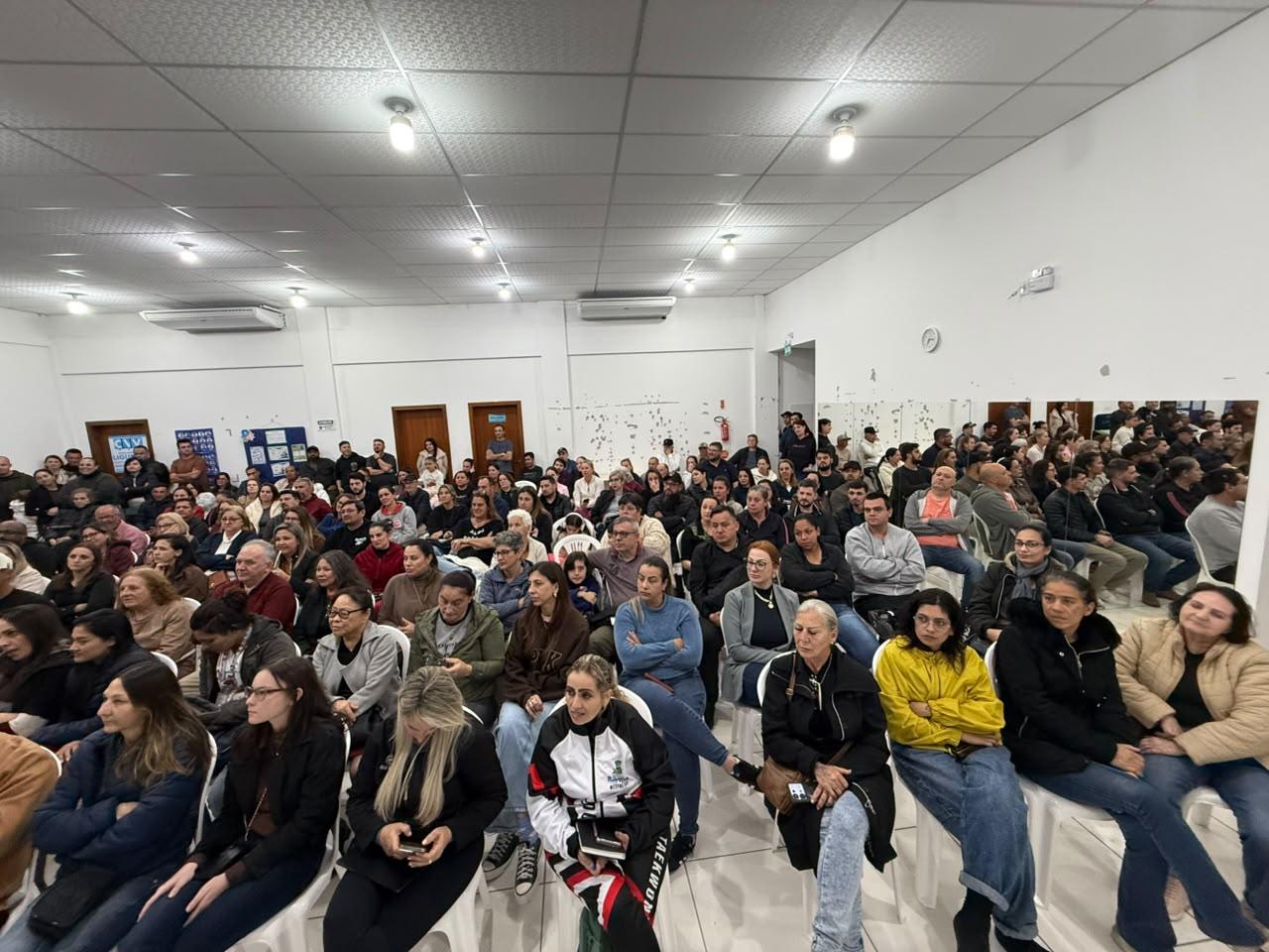 Itapema: Turismo reúne feirantes e prepara edição especial do Viva Praia para o Dia das Crianças