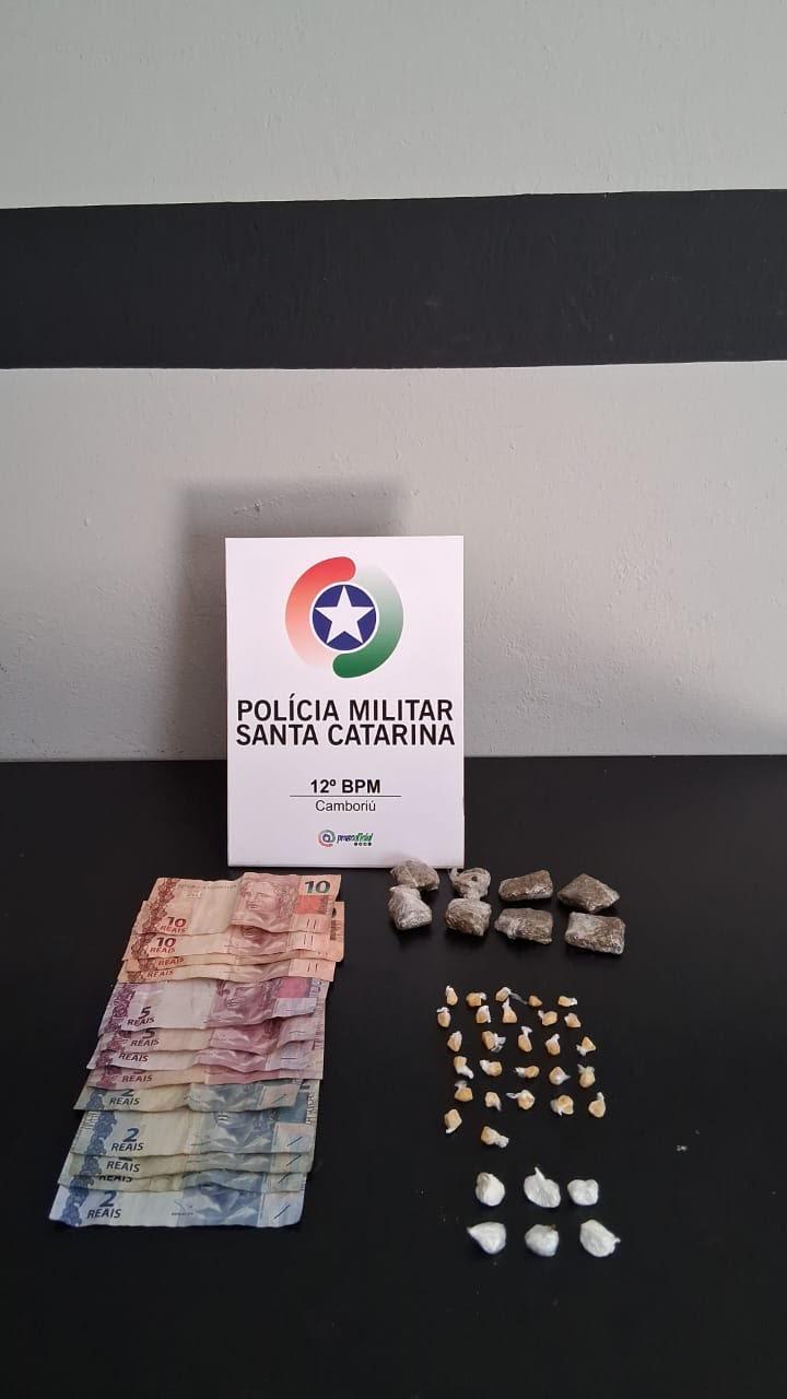 Polícia Militar prende dois homens por tráfico de drogas em Camboriú 