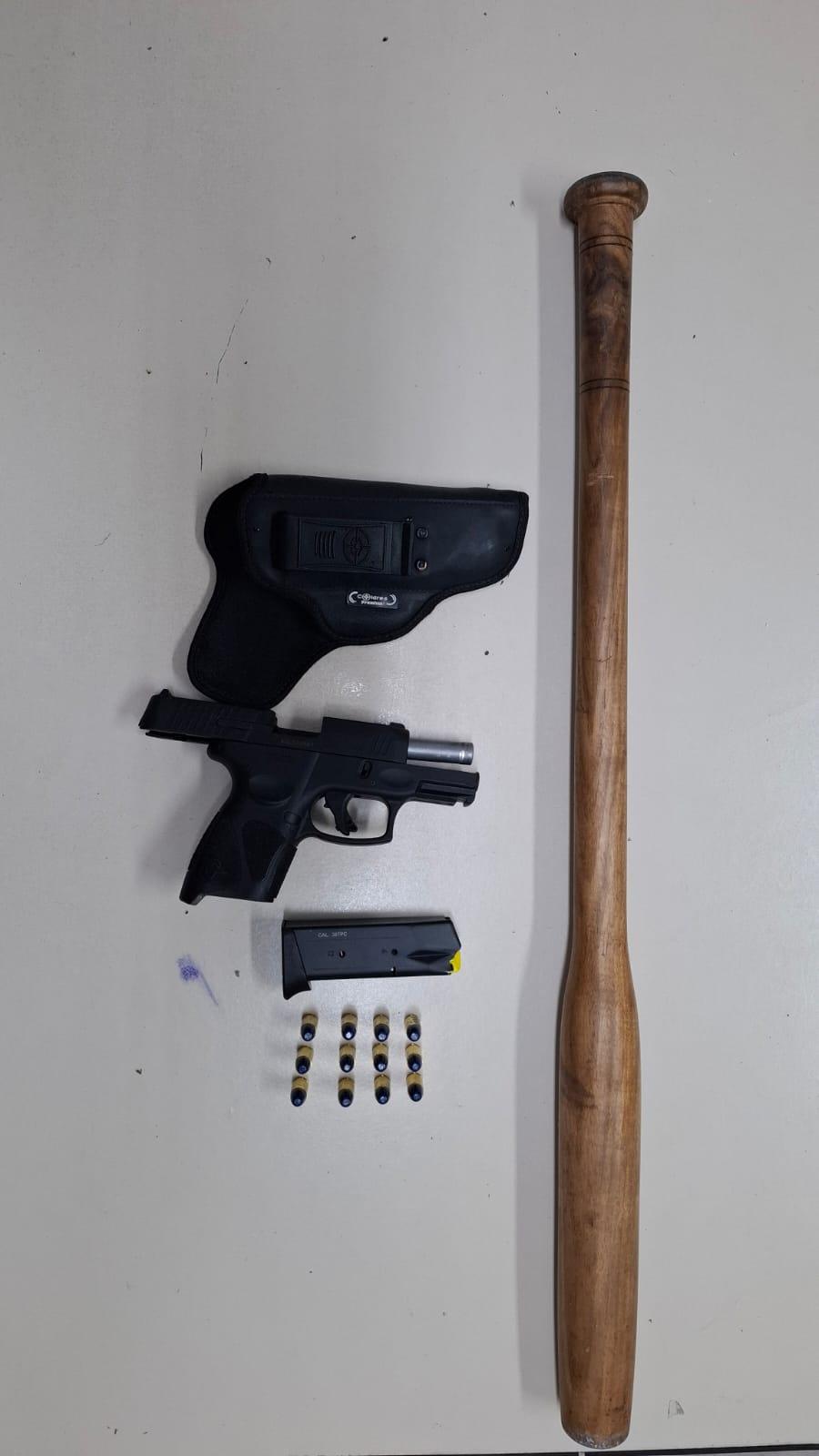Polícia Militar prende homem por porte ilegal de arma de fogo em São João Batista