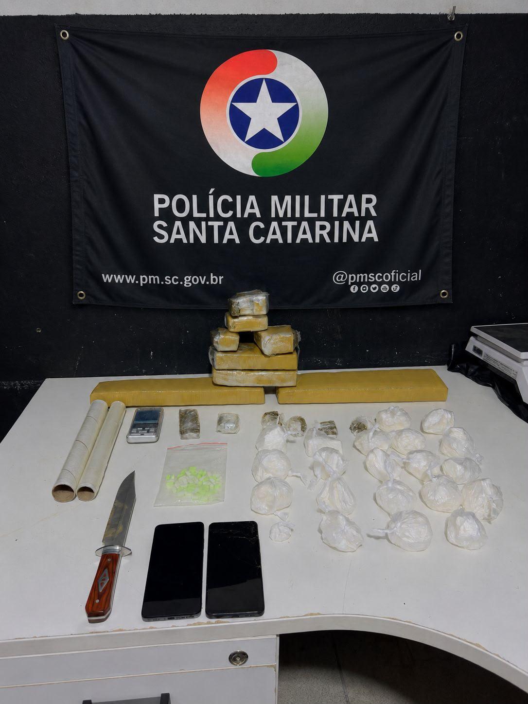 Polícia Militar prende homem por tráfico de drogas e apreende quase 6 KG de entorpecentes em Itajaí