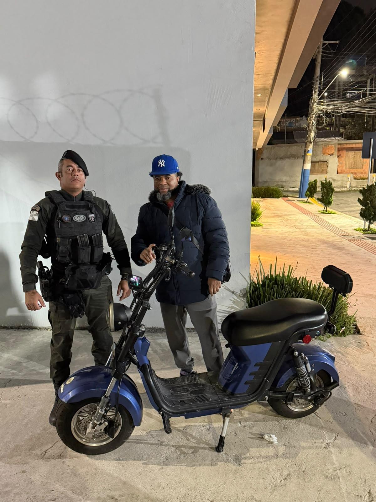 Guarda Municipal de Balneário Camboriú recupera scooter elétrica furtada