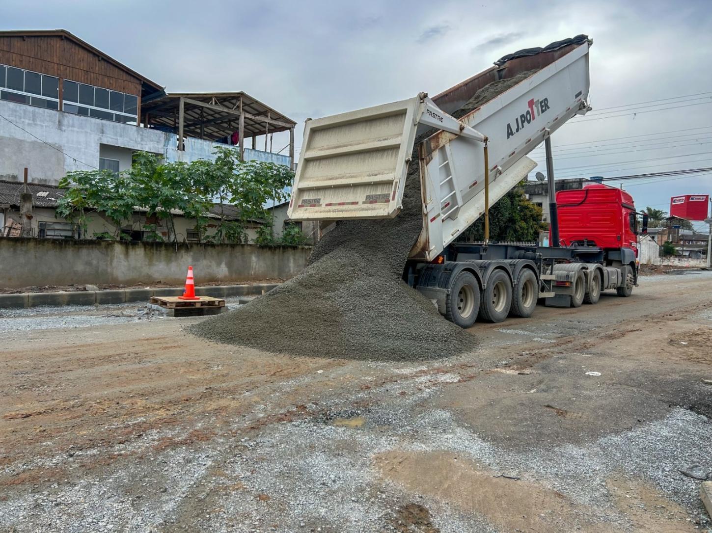 Avenida Prefeito Meirinho tem trânsito de veículos e pessoas interrompido a partir desta quinta-feira
