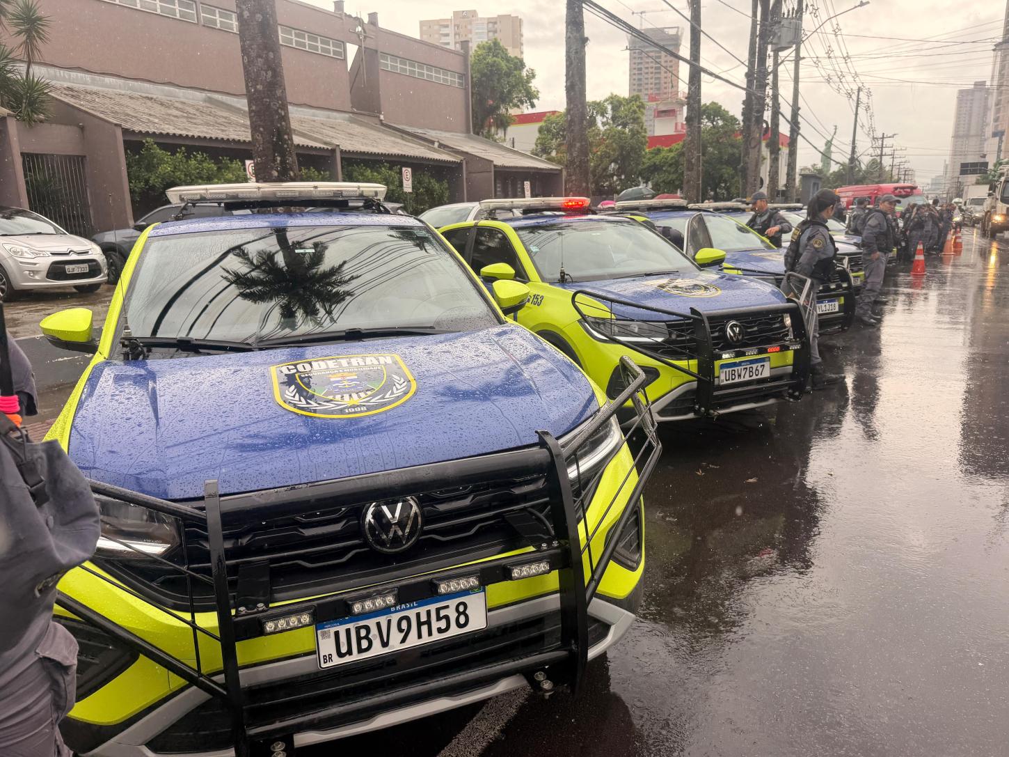 CODETRAN PRESTA HOMENAGEM AO AGENTE DE TRÂNSITO RAFAEL ROBERTO SANTOS