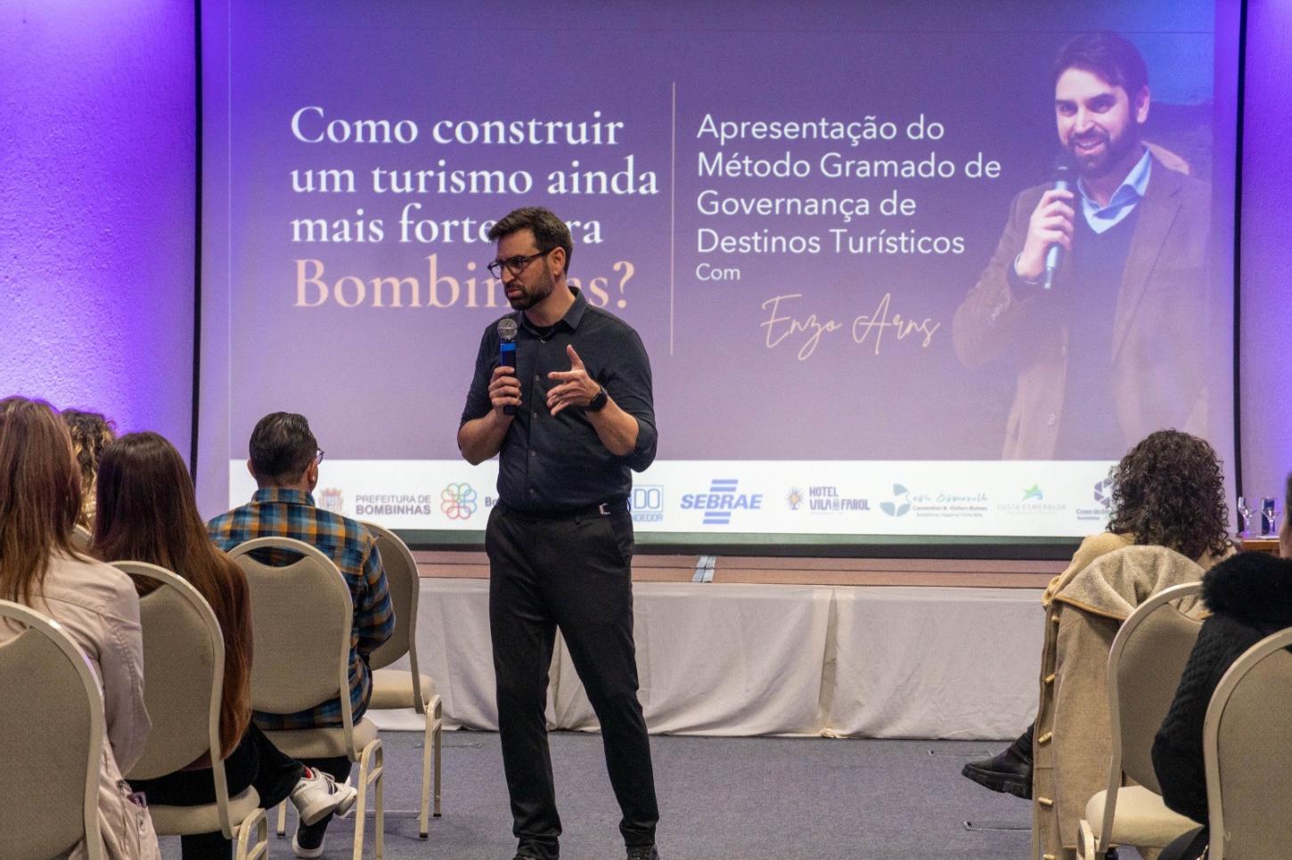 Encontro com Enzo Arns apresentou experiências de Gramado, Capitólio e Monte Verde