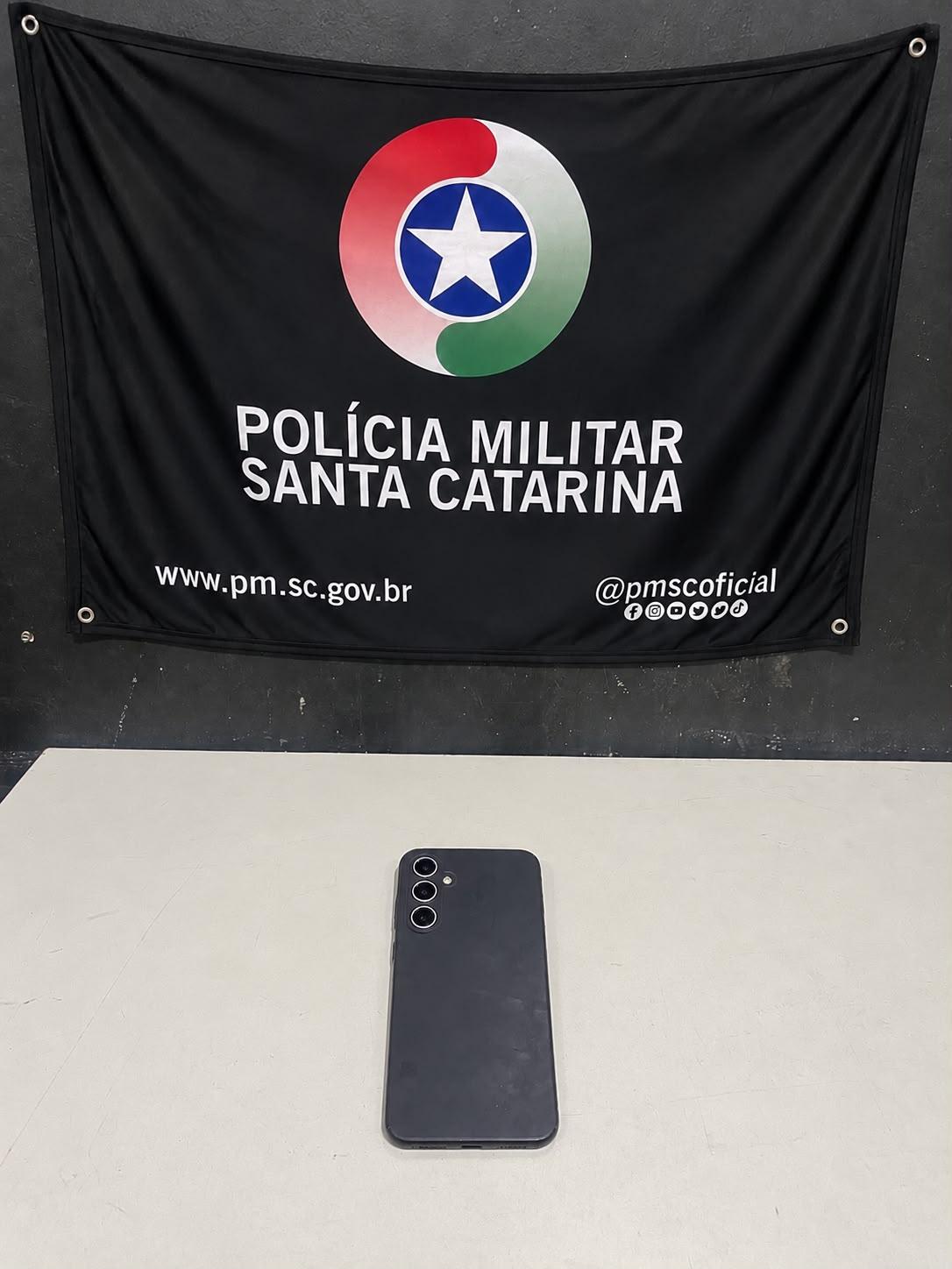 Aparelho celular roubado é recuperado por policiais do 1º BPM