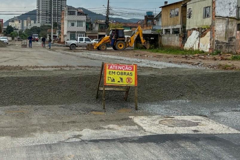 Avenida Prefeito Meirinho tem trânsito de veículos e pessoas interrompido a partir desta quinta-feira
