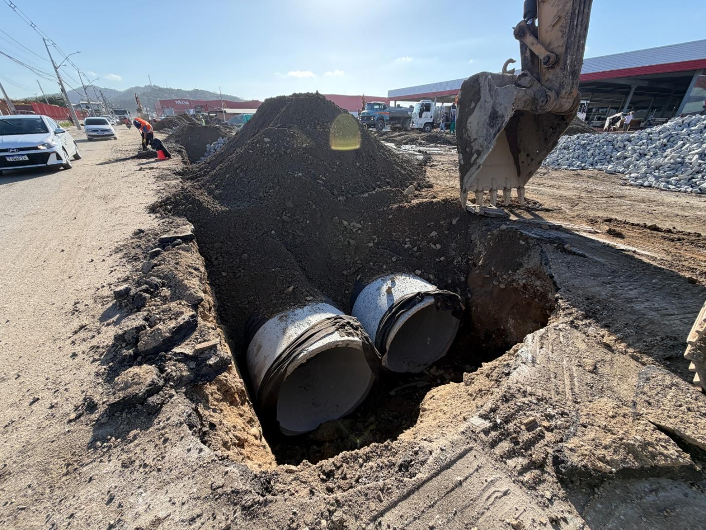 Obras de duplicação da Avenida Mário Uriarte