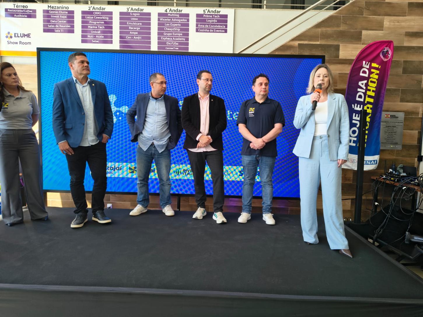 The Ocean Race Itajaí 2027: Hackathon coloca estudantes para criar soluções para o evento