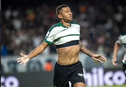 Coritiba engata sequência positiva no Brasileirão (Foto: JP Pacheco-CFC)