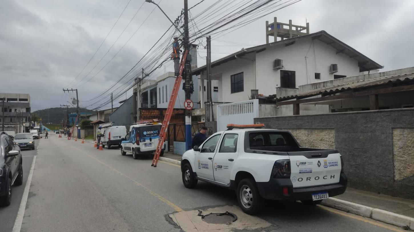 Rua Maria Mansoto, no São Judas Tadeu, recebe força-tarefa da Cosip