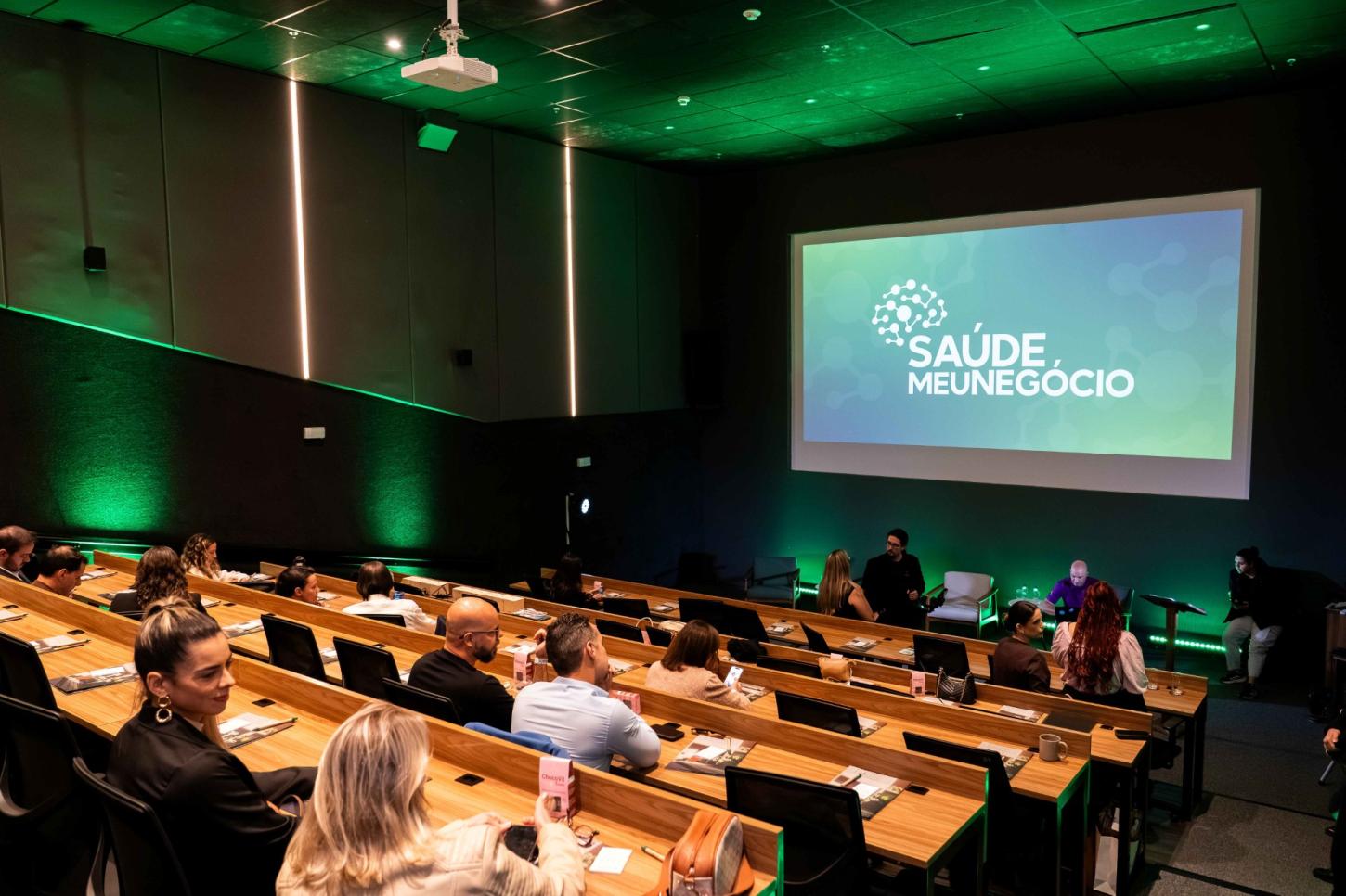 Saúde, Meu Negócio reúne empresários da saúde para discutir gestão, inovação e crescimento