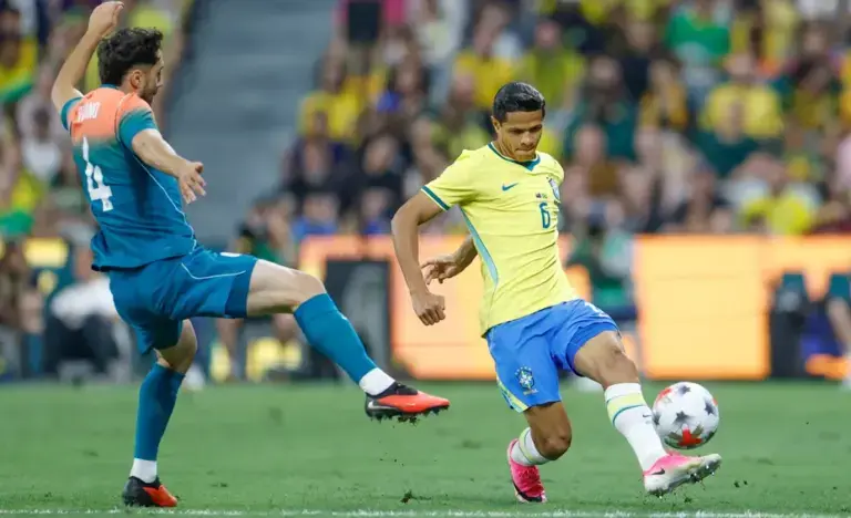 Seleção Brasileira fica só no empate com a Austrália