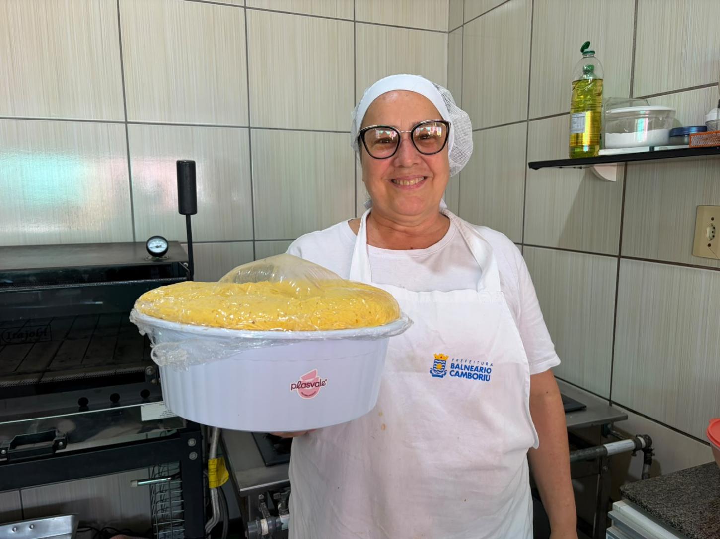 Dia da Merendeira Escolar: profissionais da Seduc incentivam a alimentação saudável