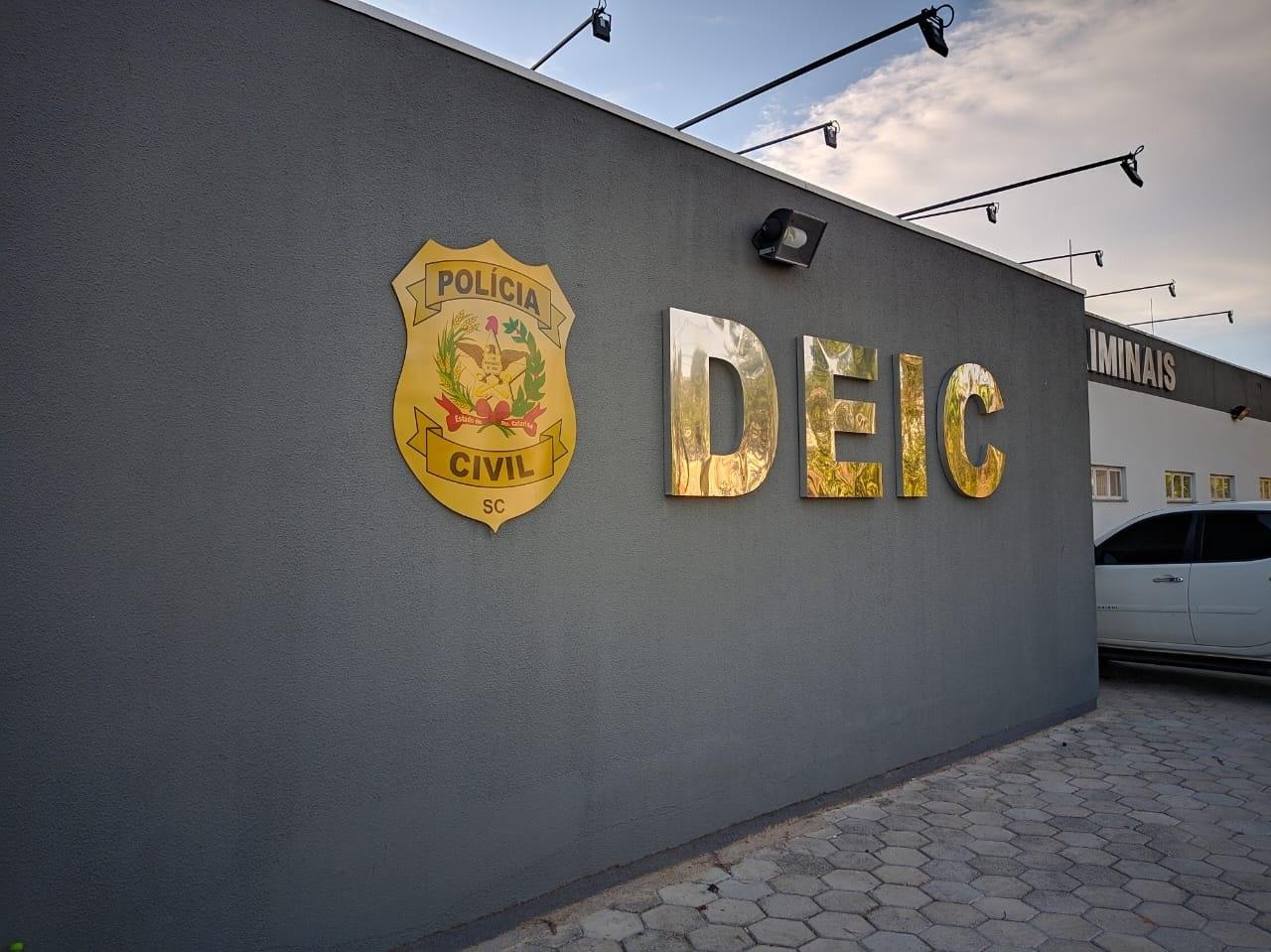 Em Balneário Piçarras, Delegacia de Capturas da DEIC prende foragido da operação “Menelau” da PCPR