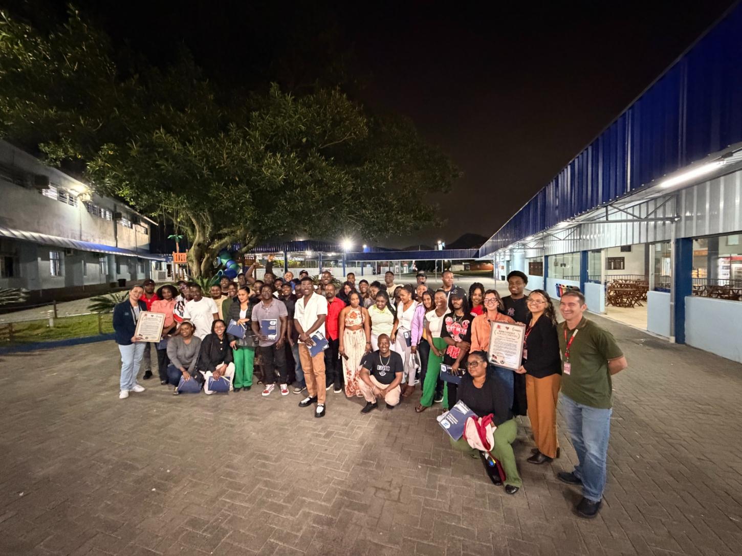 Instituto Portonave certifica 50 migrantes em curso de português focado na inclusão social e empregabilidade